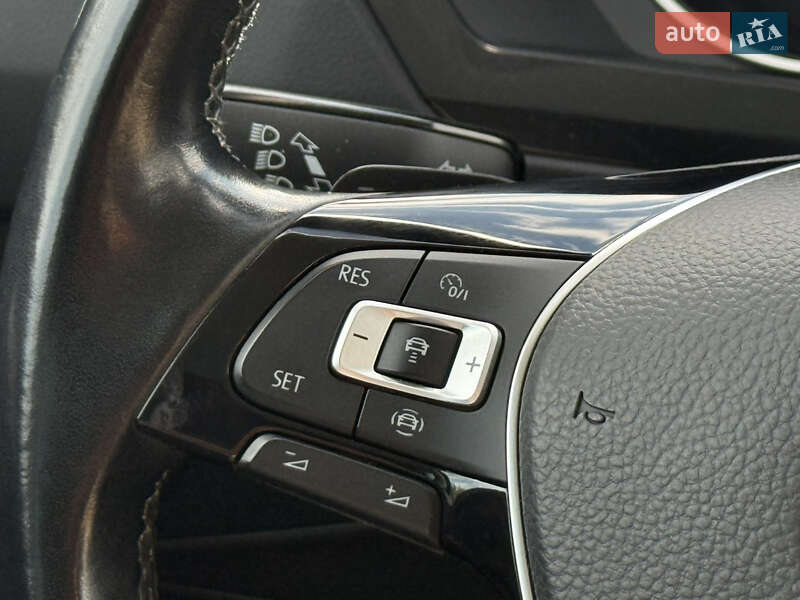 Внедорожник / Кроссовер Volkswagen Tiguan 2019 в Луцке