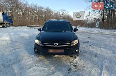 Внедорожник / Кроссовер Volkswagen Tiguan 2014 в Харькове