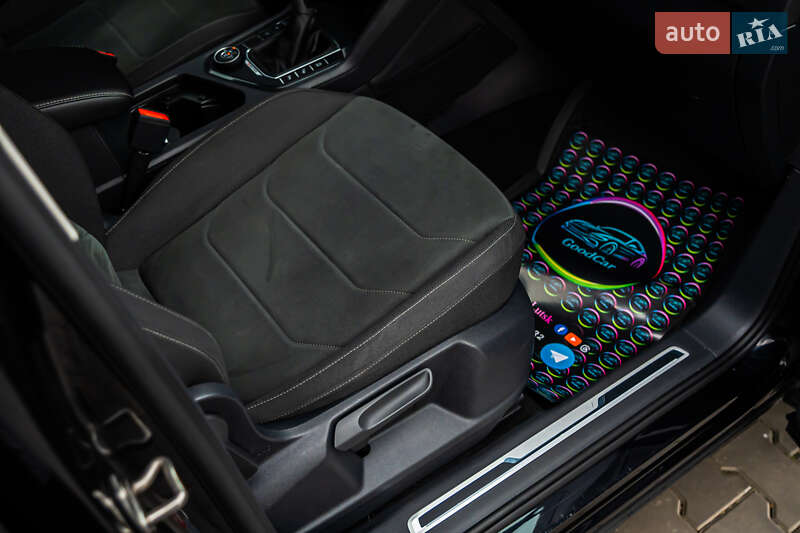 Внедорожник / Кроссовер Volkswagen Tiguan 2021 в Луцке