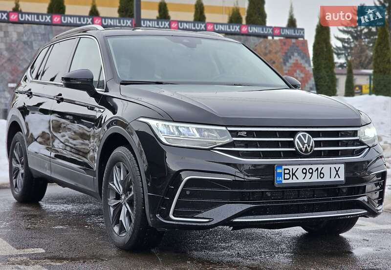 Внедорожник / Кроссовер Volkswagen Tiguan 2023 в Ровно