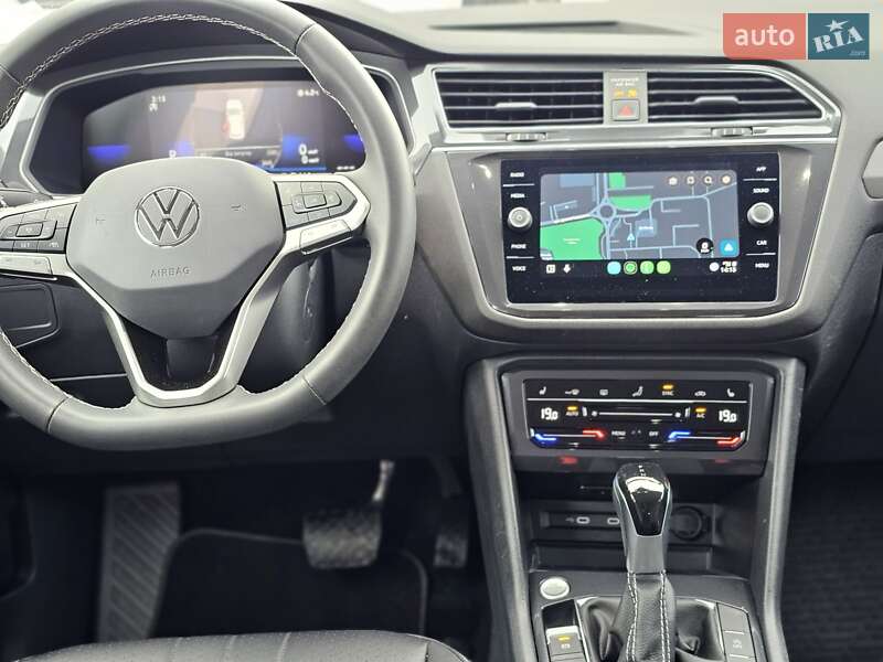 Внедорожник / Кроссовер Volkswagen Tiguan 2023 в Ровно