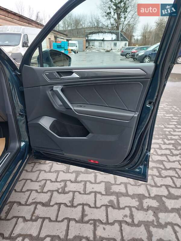 Внедорожник / Кроссовер Volkswagen Tiguan 2018 в Луцке фото 39 Внедорожник / Кроссовер Volkswagen Tiguan 2018 в Луцке