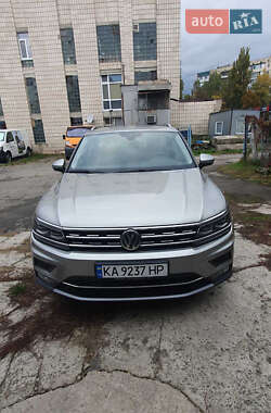 Внедорожник / Кроссовер Volkswagen Tiguan 2019 в Киеве