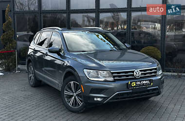 Внедорожник / Кроссовер Volkswagen Tiguan 2019 в Львове