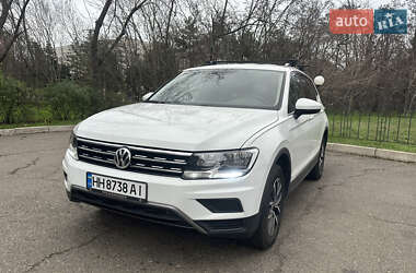 Внедорожник / Кроссовер Volkswagen Tiguan 2020 в Одессе