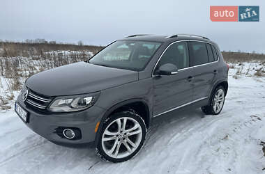 Внедорожник / Кроссовер Volkswagen Tiguan 2016 в Тлумаче