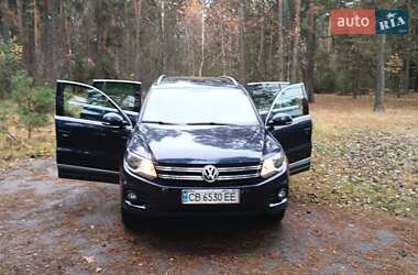Внедорожник / Кроссовер Volkswagen Tiguan 2014 в Сновске