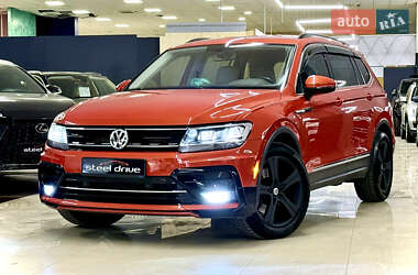 Внедорожник / Кроссовер Volkswagen Tiguan 2018 в Николаеве