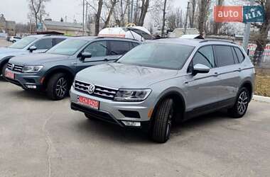 Позашляховик / Кросовер Volkswagen Tiguan 2021 в Києві
