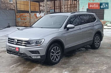 Позашляховик / Кросовер Volkswagen Tiguan 2020 в Харкові