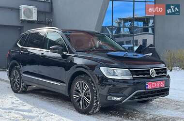 Позашляховик / Кросовер Volkswagen Tiguan 2018 в Львові