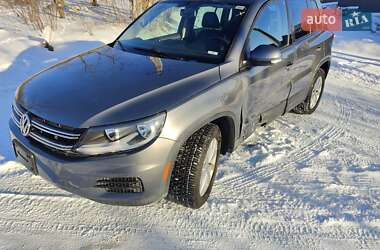 Внедорожник / Кроссовер Volkswagen Tiguan 2015 в Киеве