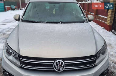 Позашляховик / Кросовер Volkswagen Tiguan 2014 в Хмельницькому