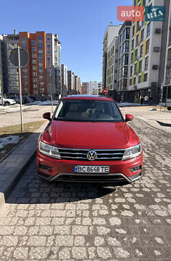 Внедорожник / Кроссовер Volkswagen Tiguan 2018 в Львове