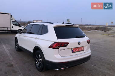 Внедорожник / Кроссовер Volkswagen Tiguan 2021 в Львове