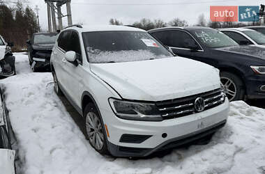 Позашляховик / Кросовер Volkswagen Tiguan 2018 в Львові