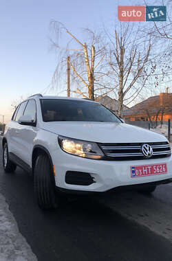 Позашляховик / Кросовер Volkswagen Tiguan 2017 в Луцьку