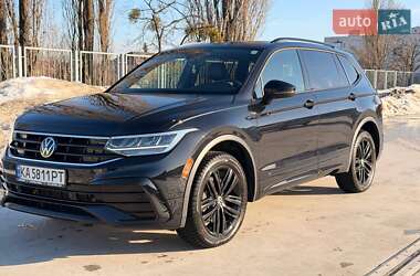 Позашляховик / Кросовер Volkswagen Tiguan 2022 в Києві
