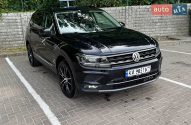 Позашляховик / Кросовер Volkswagen Tiguan 2018 в Львові