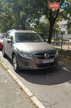 Внедорожник / Кроссовер Volkswagen Tiguan 2009 в Ужгороде