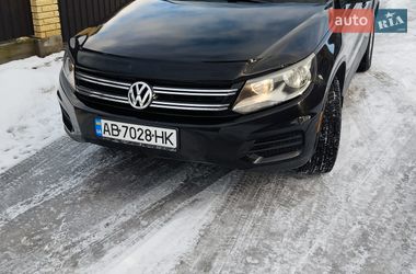 Внедорожник / Кроссовер Volkswagen Tiguan 2011 в Казатине