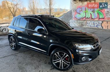 Позашляховик / Кросовер Volkswagen Tiguan 2016 в Києві