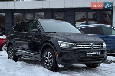 Позашляховик / Кросовер Volkswagen Tiguan 2019 в Чернівцях