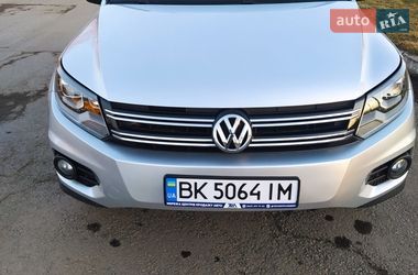 Внедорожник / Кроссовер Volkswagen Tiguan 2013 в Здолбунове