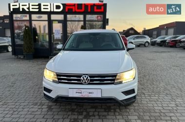 Внедорожник / Кроссовер Volkswagen Tiguan 2018 в Львове