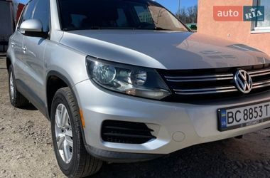 Внедорожник / Кроссовер Volkswagen Tiguan 2015 в Львове