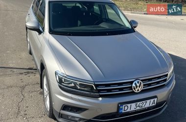 Внедорожник / Кроссовер Volkswagen Tiguan 2019 в Киеве
