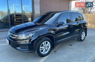 Позашляховик / Кросовер Volkswagen Tiguan 2017 в Харкові