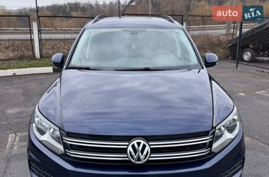 Внедорожник / Кроссовер Volkswagen Tiguan 2016 в Полтаве