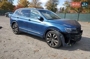 Внедорожник / Кроссовер Volkswagen Tiguan 2018 в Львове