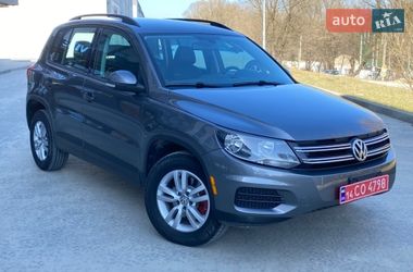 Внедорожник / Кроссовер Volkswagen Tiguan 2015 в Новояворовске