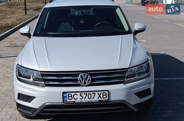 Внедорожник / Кроссовер Volkswagen Tiguan 2018 в Львове