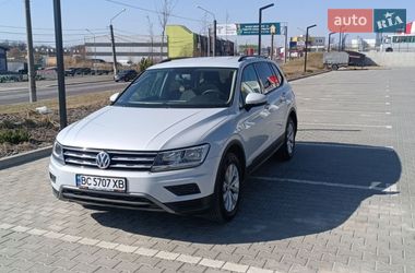Внедорожник / Кроссовер Volkswagen Tiguan 2018 в Львове