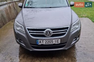 Внедорожник / Кроссовер Volkswagen Tiguan 2010 в Снятине