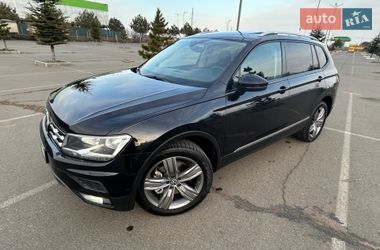 Внедорожник / Кроссовер Volkswagen Tiguan 2019 в Одессе