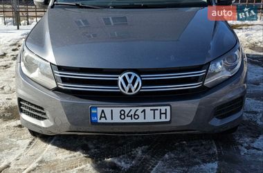 Позашляховик / Кросовер Volkswagen Tiguan 2015 в Києві