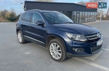 Позашляховик / Кросовер Volkswagen Tiguan 2016 в Мостиській