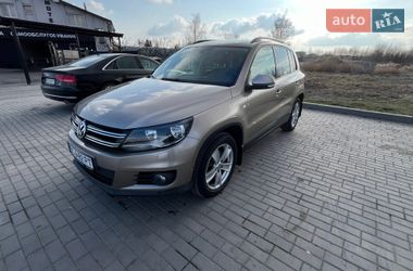Внедорожник / Кроссовер Volkswagen Tiguan 2011 в Сокале