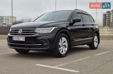 Внедорожник / Кроссовер Volkswagen Tiguan 2021 в Киеве