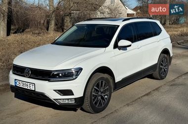 Позашляховик / Кросовер Volkswagen Tiguan 2019 в Чернігові