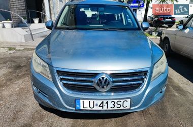 Позашляховик / Кросовер Volkswagen Tiguan 2009 в Чугуєві