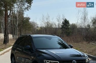 Внедорожник / Кроссовер Volkswagen Tiguan 2018 в Львове