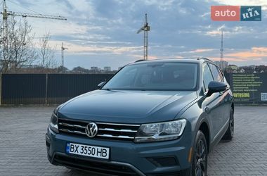 Внедорожник / Кроссовер Volkswagen Tiguan 2020 в Хмельницком