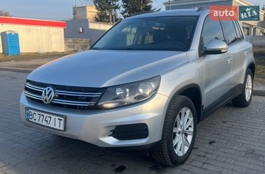Внедорожник / Кроссовер Volkswagen Tiguan 2017 в Мироновке