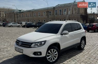 Внедорожник / Кроссовер Volkswagen Tiguan 2013 в Харькове