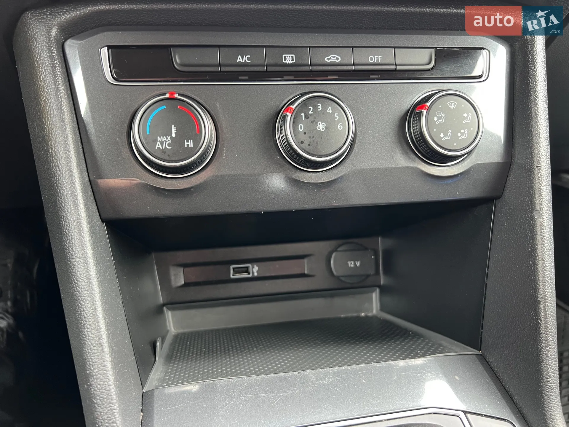 2019 Volkswagen Tiguan - мініатюра 22